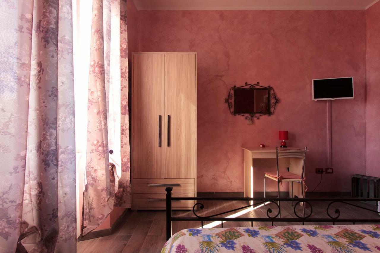 Villa Mary'S House à Civitavecchia Extérieur photo